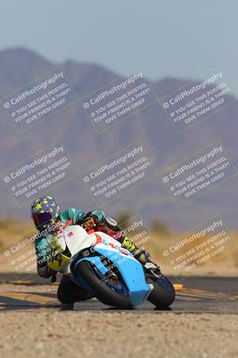 media/Mar-22-2025-CVMA (Sat) [[462c0ffedb]]/Race 13-Amateur Supersport Middleweight/